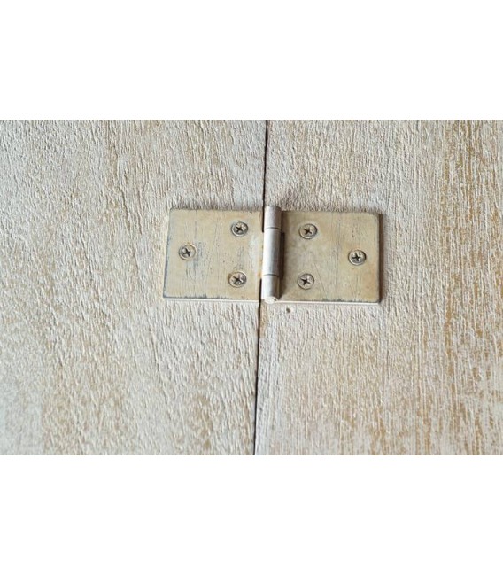 BAUL GRANDE MADERA DE MANGO TALLADA BLANCO ROZADO