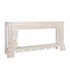 Consola de entrada étnica en madera tallada blanca decapada
