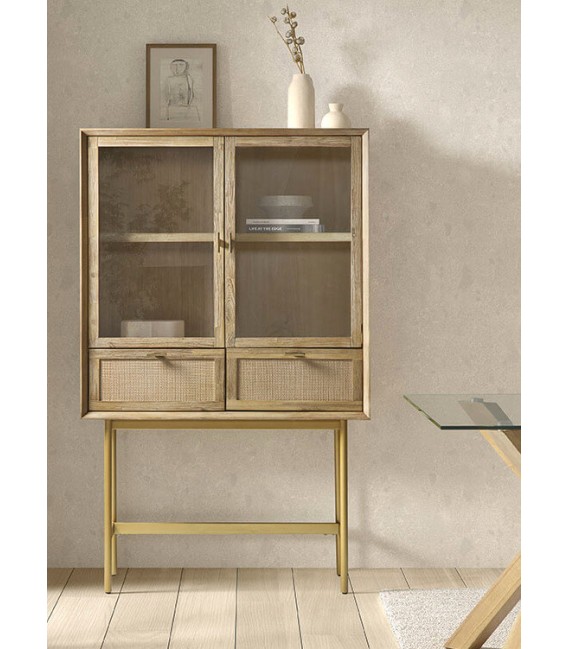 VITRINA 2 PUERTAS 2 CAJONES MADERA Y RATAN NATURAL METAL DORADO