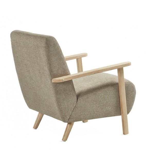 BUTACA COMODA ESTILO NORDICO TAPIZADO MARRON PATAS MADERA NATURAL