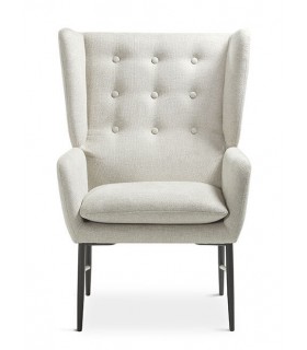 BUTACA COMODA TAPIZADA COLOR BLANCO ROTO PATAS METAL NEGRO