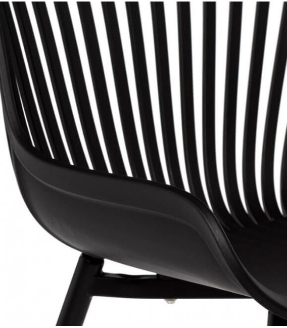 SILLA COMODA ESTILO NORDICO METAL Y POLIPROPILENO NEGRO