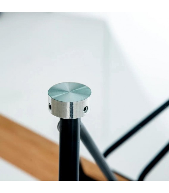 Mesa de comedor de estilo industrial pequeña cristal