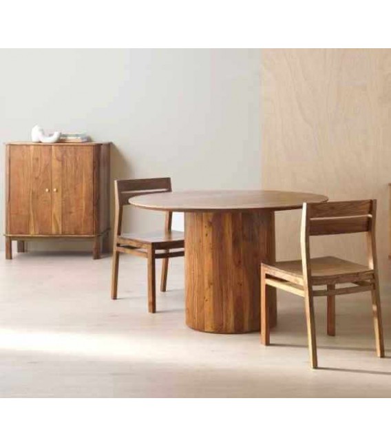 Mesa de comedor redonda realizada en madera de acacia natural