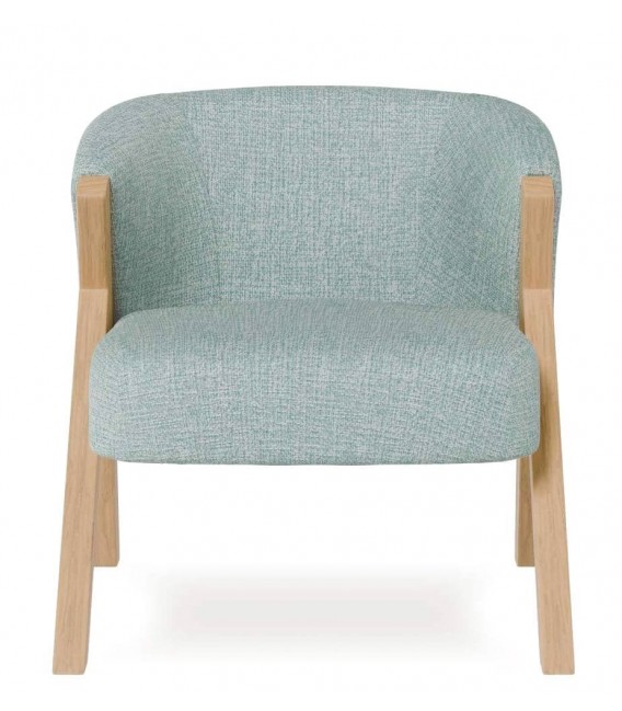 Butaca comoda estilo nórdico verde menta patas en madera natural