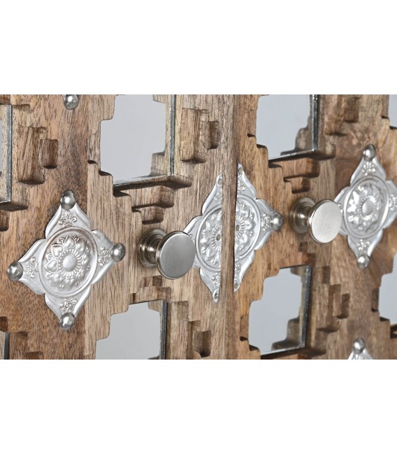 Armario alacena de estilo étnico realizado en madera de mango