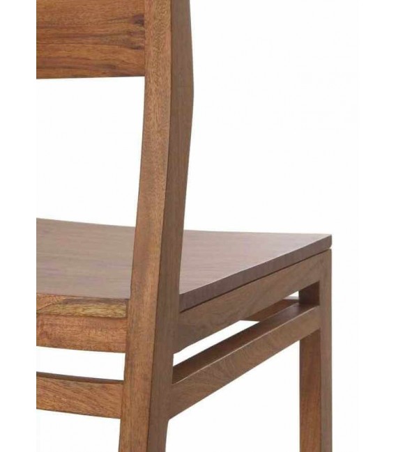 Silla realizada en madera de acacia natural estilo contemporáneo
