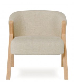 Butaca estilo nórdico color beige con las patas en madera natural mdmhogar