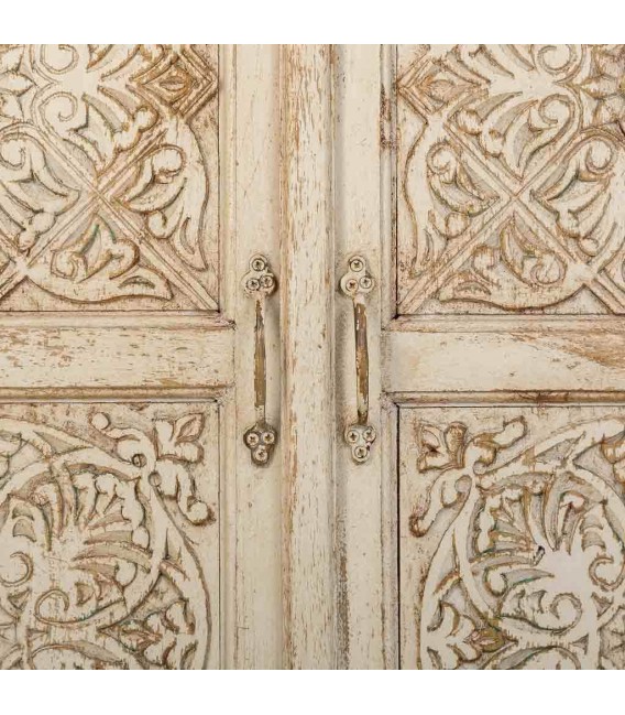 Taquillón madera maciza de mango acabado crema patinado