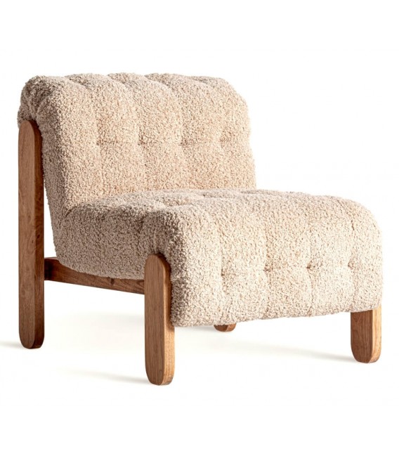 Sillón cómodo de estilo alpino tapizado en boucle de color beige mdmhogar