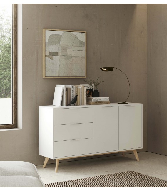 Bonito aparador de línea nórdica lacado en blanco y madera natural  mdmhogar