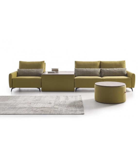 Sofá muy cómodo fabricación nacional venta en tienda Tres Cantos mdmhogar