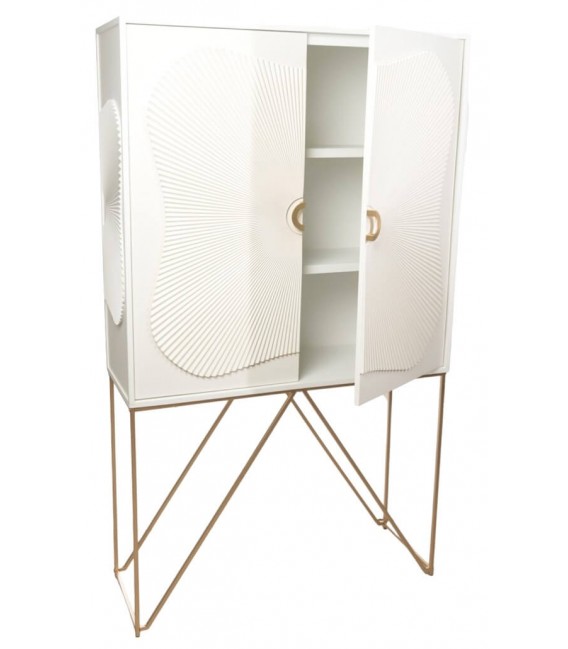 Armario lacado en color blanco los tiradores y patas en metal dorado mdmhogar