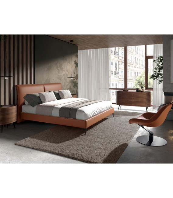 Sillón giratorio cómodo polipiel color marrón pie en metal negro mdmhogar