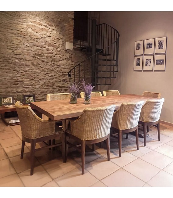 Sillón de comedor muy cómodo estilo colonial