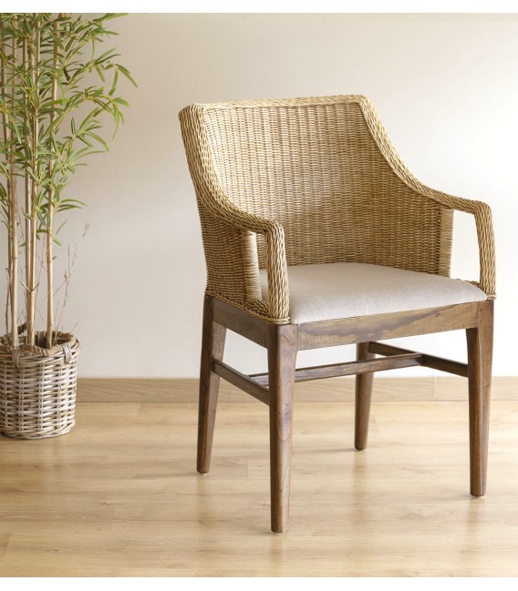 Sillón de comedor muy cómodo estilo colonial