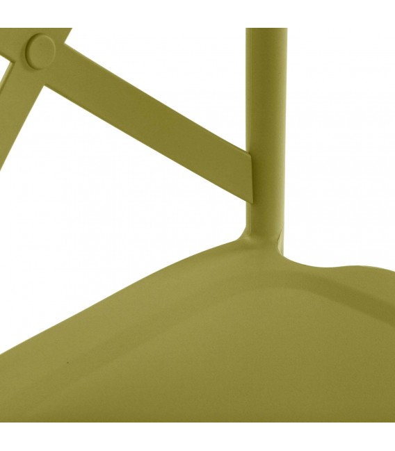 Silla de polipropileno apilable de diseño clásico en color mostaza mdmhogar