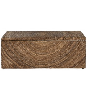 Baúl realizado en madera teñida en negro cubierta de fibra de coco mdmhogar