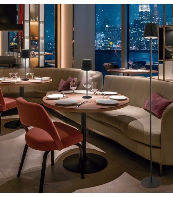 Lámpara de sobremesa y de pie 2 en 1 versátil, portátil y sin cables mdmhogar