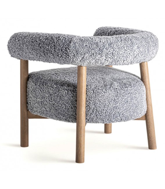 Butaca Contemporánea en Madera de Fresno y Tapizado en Bouclé Gris Mdmhogar