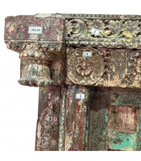 Puerta antigua tallada, madera maciza, decapado verde, única. Mdmhogar1