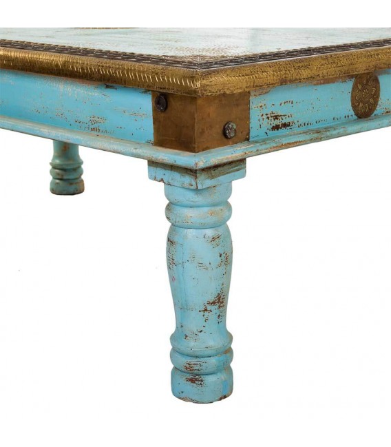 Mesa de centro azul vintage, detalles en metal dorado envejecido. Mdmhogar3