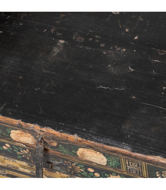 Baúl antiguo oriental en madera de sicomoro decorada a mano. Mdmhogar3