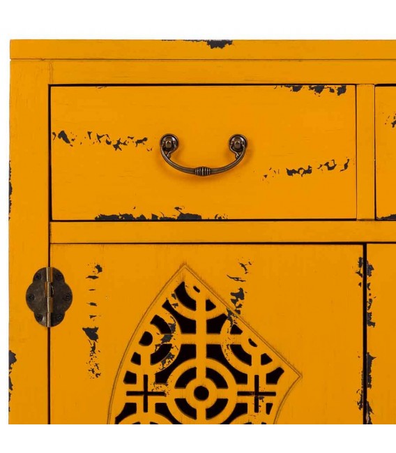 Taquillón oriental en madera decapada amarilla con 2 puertas y 1 cajón. Mdmhogar5
