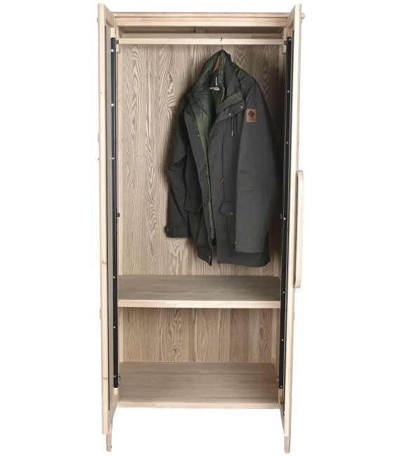 Armario ropero de madera de abeto y ratán natural, estilo oriental. Mdmhogar1