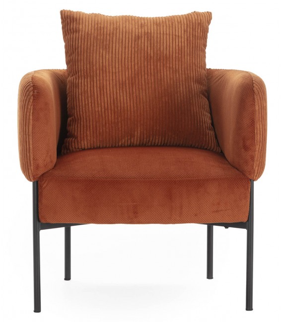 Butaca moderna en pana y chenilla teja con patas de metal negro. Mdmhogar2