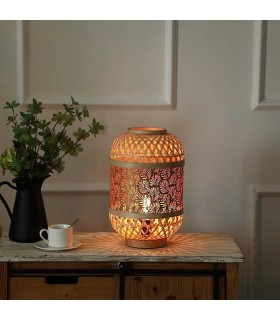 Lámpara oriental en bambú y metal, luz cálida con diseño artesanal. Mdmhogar