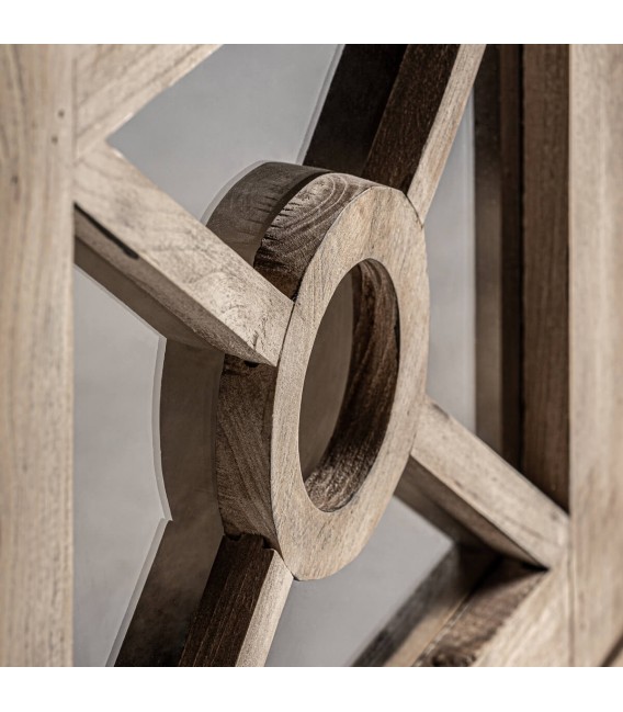 Vitrina alta colonial de madera natural con diseño artesanal Mdmhogar4