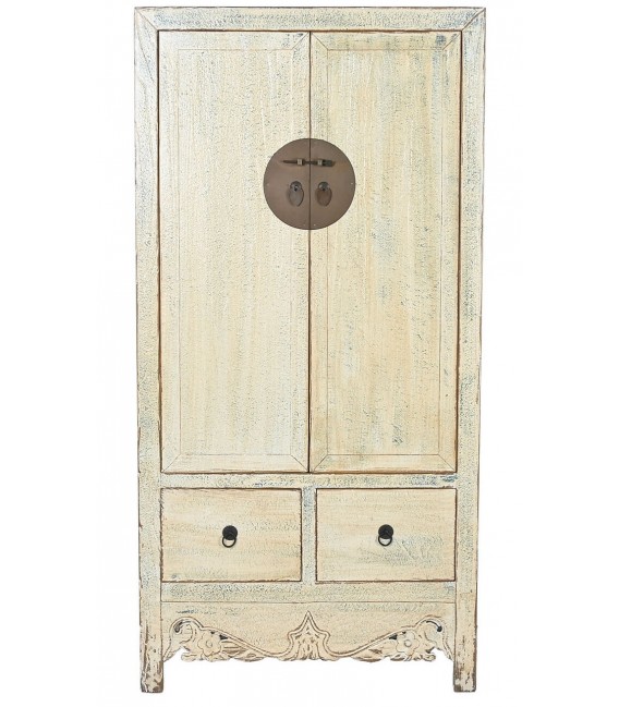 Armario oriental tallado en madera maciza con acabado decapado1