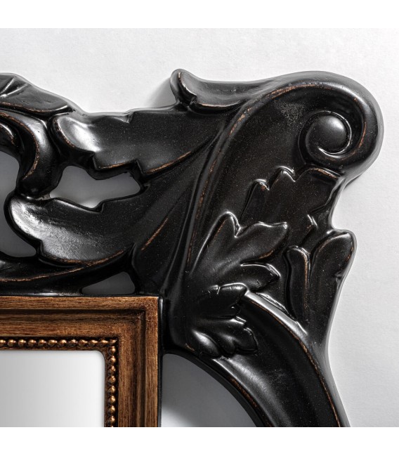 Espejo vestidor grande vertical con marco calado negro y oro clásico.2