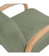 Butaca nórdica tapizada en verde con estructura de madera natural.3
