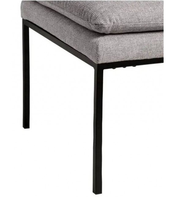 Banco tapizado chenilla gris patas metálicas negras, estilo moderno.3