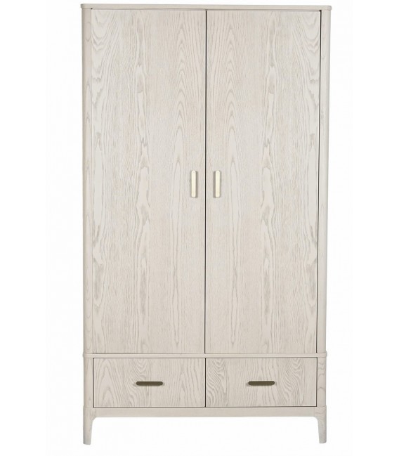 Armario nórdico blanco con barra, estantes interiores y cajones.