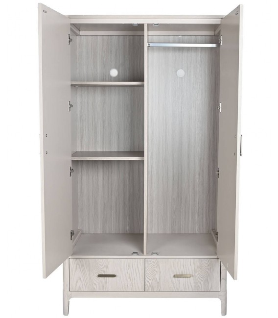 Armario nórdico blanco con barra, estantes interiores y cajones.4