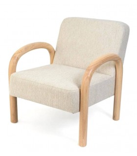 Butaca nórdica con estructura de madera y tapizado en chenilla beige. Mdmhogar