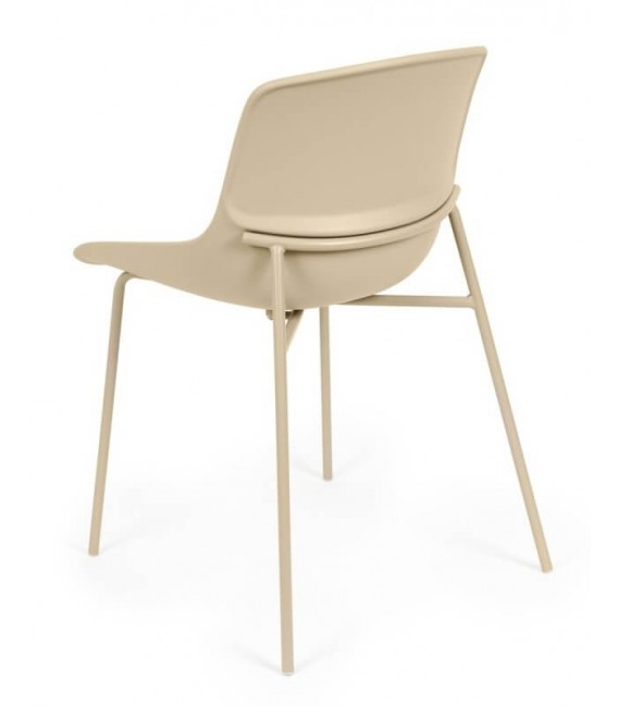 Silla nórdica beige de polipropileno y metal, cómoda y ligera.3