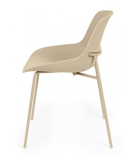 Silla nórdica beige de polipropileno y metal, cómoda y ligera.2