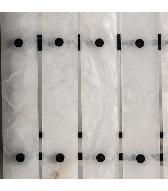 Lámpara de techo rectangular de mármol blanco y metal negro mate.2