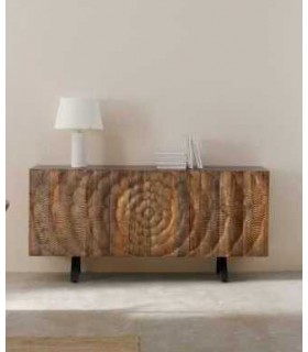 Aparador boho madera tallada patas negras. Diseño artístico y único.