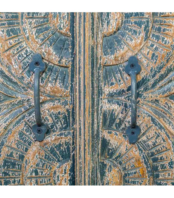 Aparador tallado de mango, 4 puertas, acabado gris azulado decapado. 6