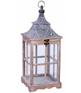 Farol de madera natural y metal repujado en gris, estilo clásico vintage. Mdmhogar