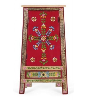 Armario bajo étnico en madera lacada roja con flores pintadas a mano.