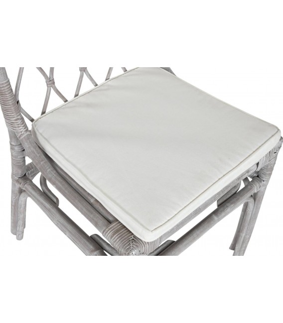 Silla comedor en ratán blanco decapado con cojín blanco incluido. 3