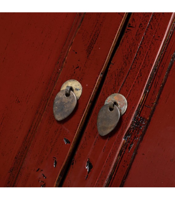 Armario oriental rojo brillante madera lacada y tiradores de bronce. 2