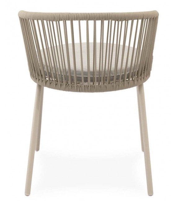 Silla exterior beige en metal y cuerda con cojín incluido. 3