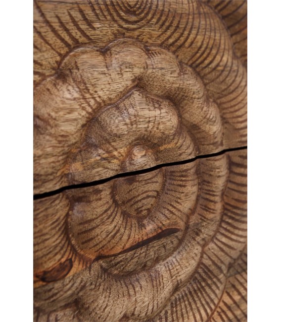 Mueble de TV madera tallada natural con patas de metal negro. 4